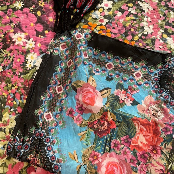 Johnny Was square silk scarf with tassels - Picture 6 of 7